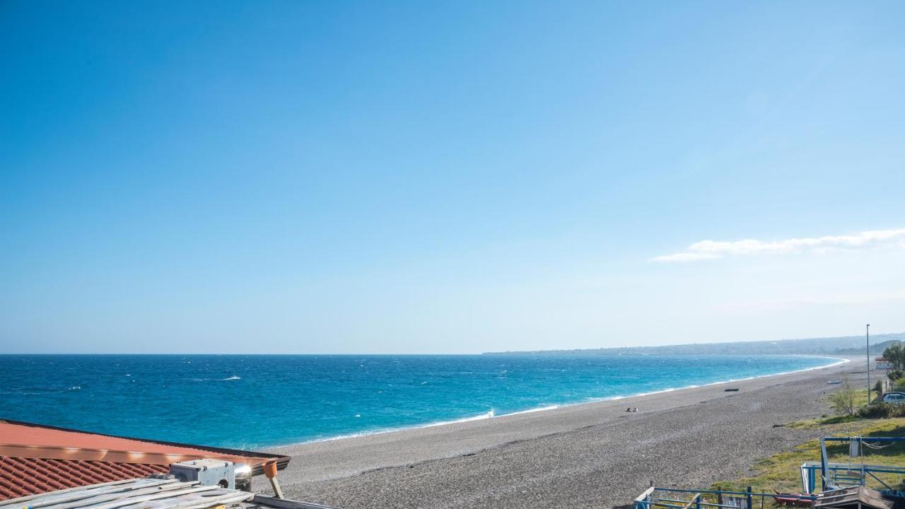 Ahm7Nani Hotell Mascali Eksteriør bilde